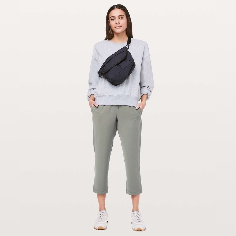Like New! Gently Used! Lululemon On The Fly Crop *Woven 23" *Grey Sage Sz 14